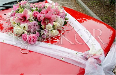 Autodekor mit Blumen